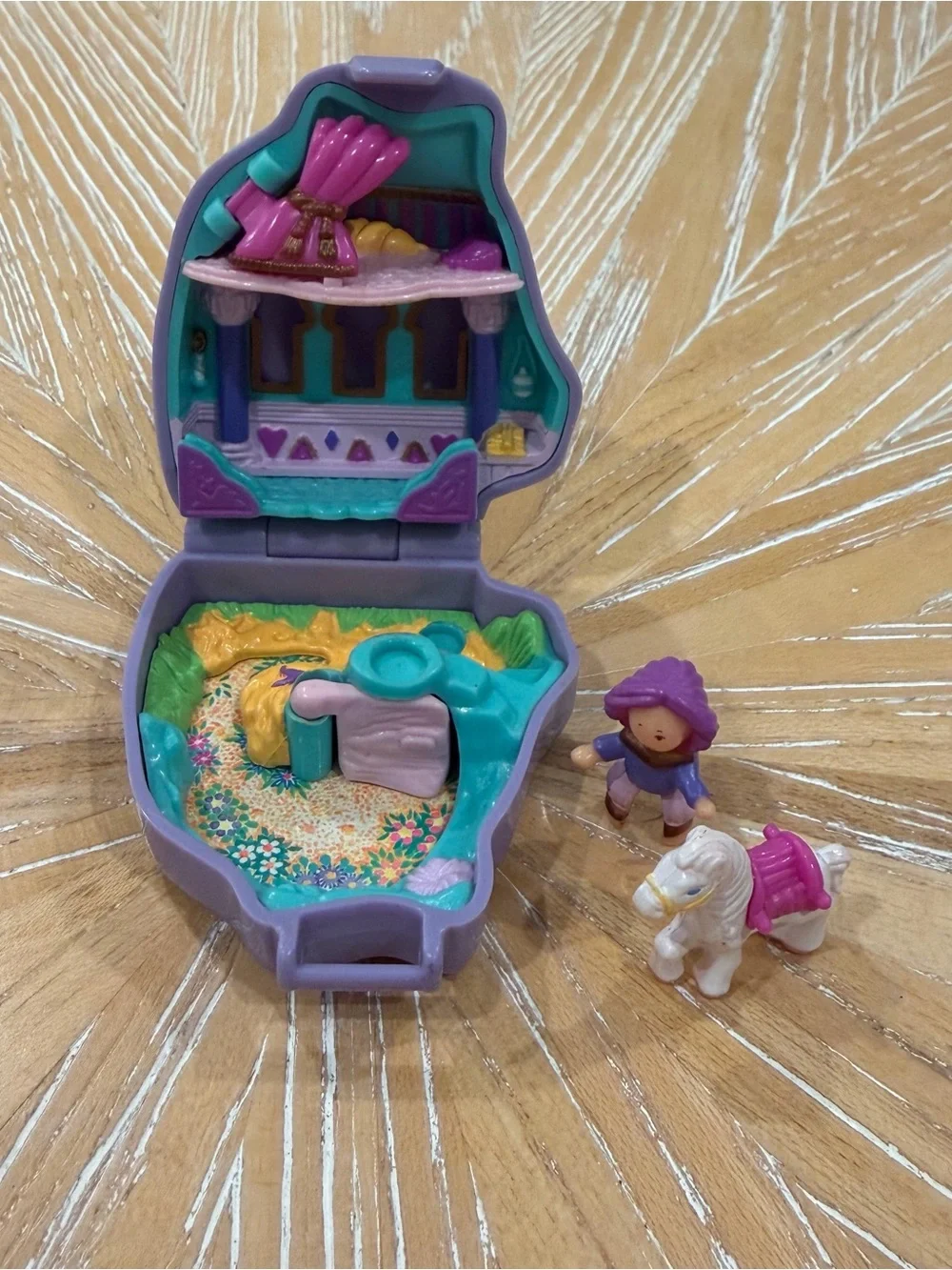 1995 Polly Pocket Arabian Beauty Pony Parade Bluebird with doll horse